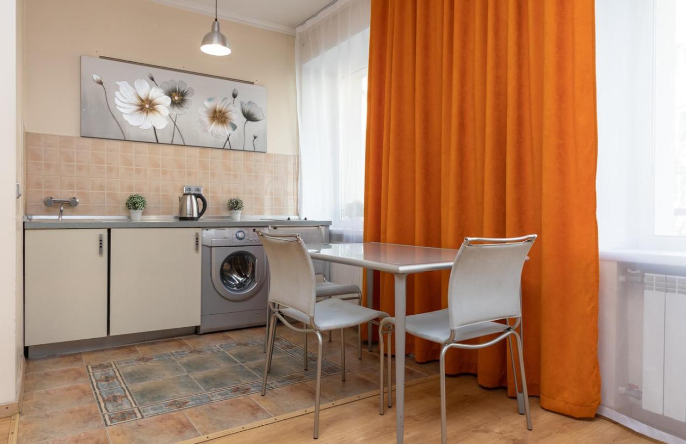 Apartment On Maidan, Khreschatyk 4 Street Київ Екстер'єр фото
