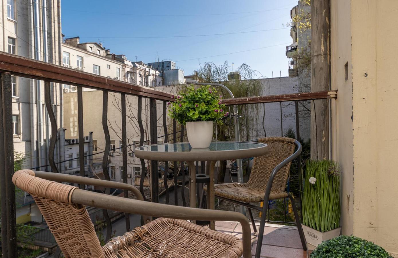 Apartment On Maidan, Khreschatyk 4 Street Київ Екстер'єр фото